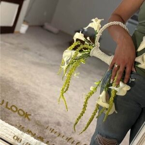 Elegant Pearl Handle Floral Bag